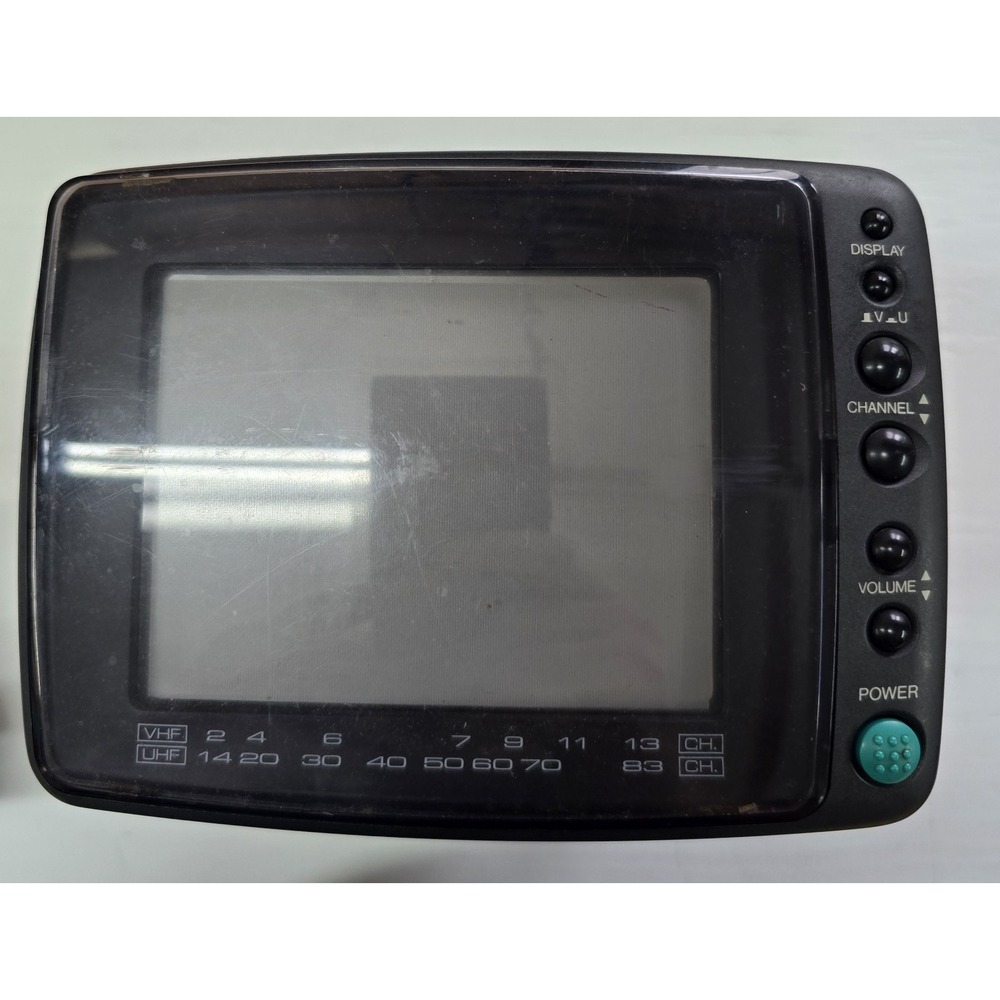 Magnavox RD0510 C103 Portable 5" Color TV CRT w/ AC Adapter Cord Antenna - WORKS